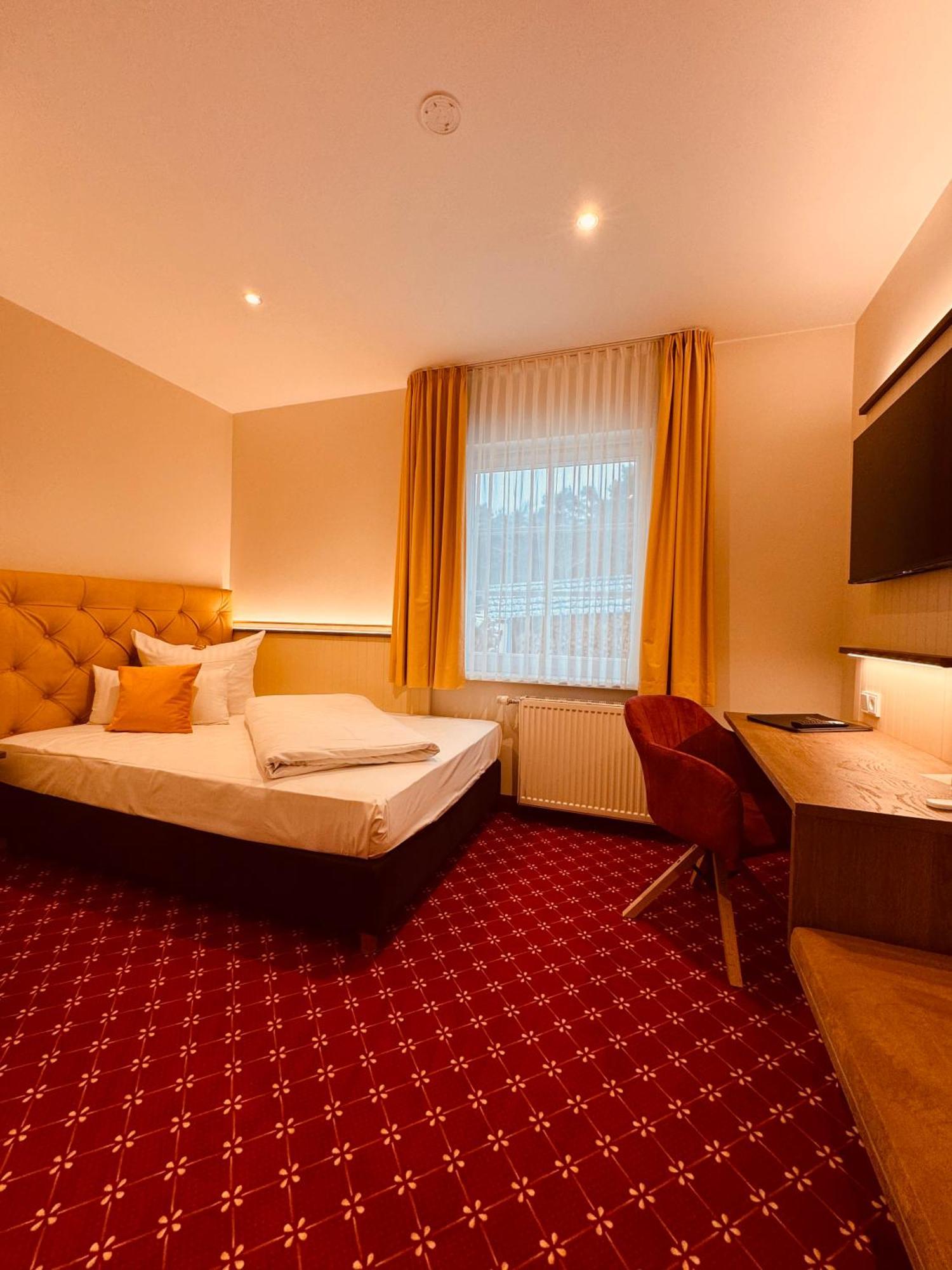 Hotel Fliegerheim Borkheide Экстерьер фото
